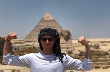 Full-Day Tour to Giza Pyramids, Egyptian Museum & Khan Al-Khalili