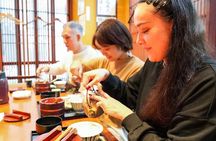 Small Group Shinjuku Gyoen Walking Tour