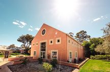 Premium Winery Tour with Tannin Road (Departs Dunsborough)