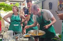 4 Hour Local Thai Kitchen Cooking Class in Phra Nakhon