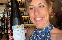 Manarola Wine Tasting Experience with Maria