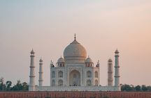 Overnight Taj Mahal, Agra Fort & Baby Taj Tour from Delhi by Car