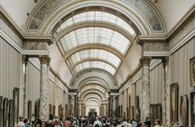 Louvre Museum with Mona Lisa Direct Entry Experience 