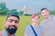Delhi to Taj Mahal Sunrise Tour with Baby Taj & Agra Fort by Car