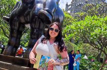 Tour of Medellin with Extended Visit to Commune 13 and Book-Art