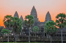 Private Angkor Wat Sunrise Tour with Breakfast & Snacks