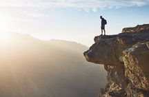 Nizwa and Oman's Grand Canyon: Full-Day Adventure