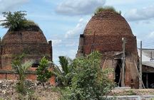 2-Day Mekong Delta: Floating Market, Flower Village & City Tour