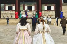 Hanbok in Palace and Traditional Dessert