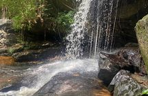 Private Kbal Spean Trekking Tour with Banteay Srei 