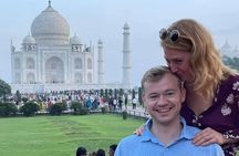 Overnight Taj Mahal & Agra City Tour From Delhi 