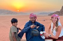Wadi Rum 4-Hour Sunset Tour + Overnight & Dinner in Bedouin Camp