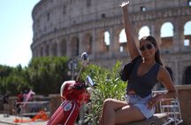 Vespa Tour in Rome with professional photographer 
