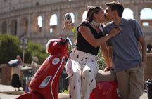 Vespa Tour in Rome with professional photographer 