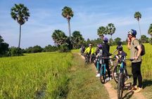 Angkor Wat Sunrise Cycling Tour With Breakfast and Tour Guided