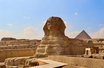 Private Guided Tour in Giza Pyramids, Valley Temple, and Sphinx