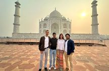 Agra: Taj Mahal and Mausoleum Guided Tour with Skip-the-Line