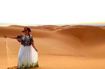 Oman Highlights: Wahiba Sands Desert & Wadi Bani Khalid Tour