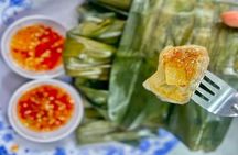 DaNang Night Foodie Tour-Sighseeing with Aodai Lady Rider Private
