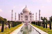 Taj Mahal Tour with Enchanting Elephant Sanctuary Visit