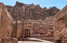 Tour AlUla's Old Town