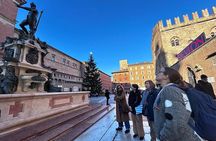Bologna: Historical Highlights Walking Tour with Local Guide