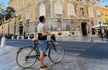 Valencia (Ruzafa): Guided Bike Tour of the city's highlights.