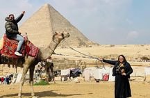 Cairo Pyramids and Museum with lunch by Bus from Hurghada 