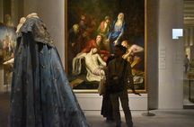 Tour of the Royal Collections of Madrid small group and skip the line