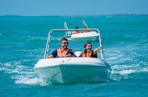 Cancun: Speedboat tour to a Virgin Beach