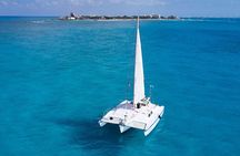 Catamaran with Snorkeling and Playa Norte Beach, Isla Mujeres