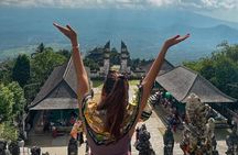 Lempuyang Heaven Gate and Tirta Gangga Adventure in Bali