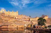 Private 2 Day Jaipur Heritage City Tour with Forts and Palaces
