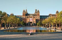 Amsterdam: Rijksmuseum Tour With Entry Tickets (Small Group)