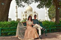 From Delhi: Overnight Taj Mahal & Agra City Tour by Car