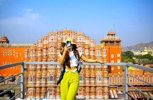 Private 2 Day Jaipur Heritage City Tour with Forts and Palaces