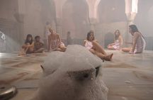 Historical Cemberlitas Hamam in Old City