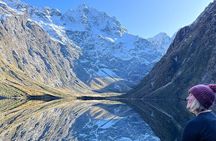 Lake Marian Guided Hike with Transfers, Lunch & Morning Tea