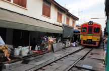 Mae Klong Hoop Rom Market and Floating Market Private Day Tour