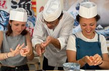 Tokyo Sushi Making Class in Tsukiji with Professional Chef