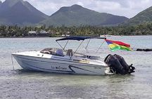 Speedboat Blue Bay to Ile Aux Cerfs BBQ and Lobster Lunch