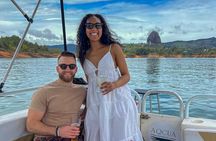 Guatape private day trip & Lunch o the lake (culinary experience)