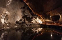 From Krakow: Wieliczka Salt Mine Guided Tour & Transfer