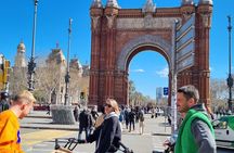 Barcelona Relaxed Bike Tour: City Highlights with E-Bike Option