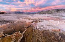 Yellowstone in a Day - Wildlife, Canyons, & Hot Springs