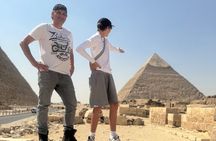 All inclusive Pyramids Tour, Egyptian Museum and Lunch 