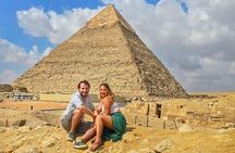 Cairo Pyramids, Sphinx, Egyptian Museum with lunch from Hurghada 