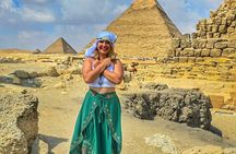Cairo Pyramids, Sphinx, Egyptian Museum with lunch from Hurghada 
