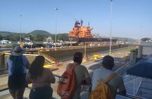 Layover Panama Canal Visitor Center and City Tour