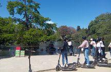 Barcelona: E-Scooter or Bike Tour with Local Guide